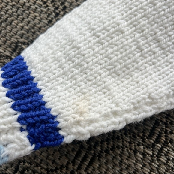 Vintage Blue Jays Cowichan Men's Medium White MLB Acrylic Hand Knit Cardigan - Picture 6 of 11